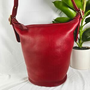 Coach Red Leather Bucket Shoulder Bag with Gold Hardware Helen’s legacy